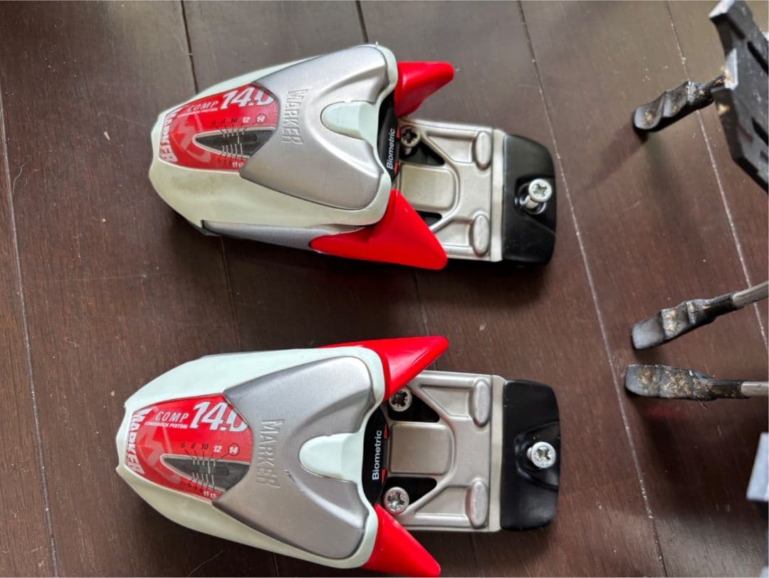 スキー　マーカー　ビンディング