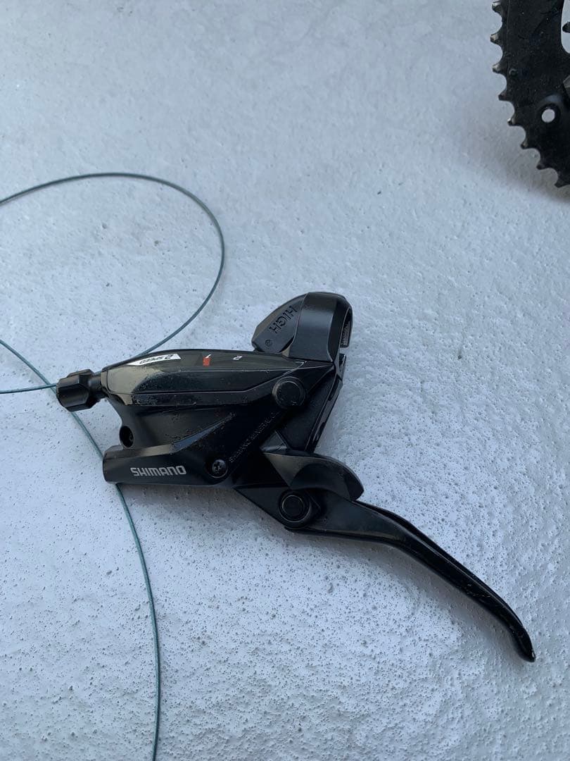 SHIMANO コンポーネントセット クランク　ブレーキハブ