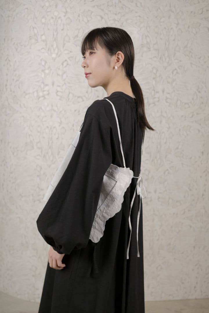 Hériter / embroidery parts camisole