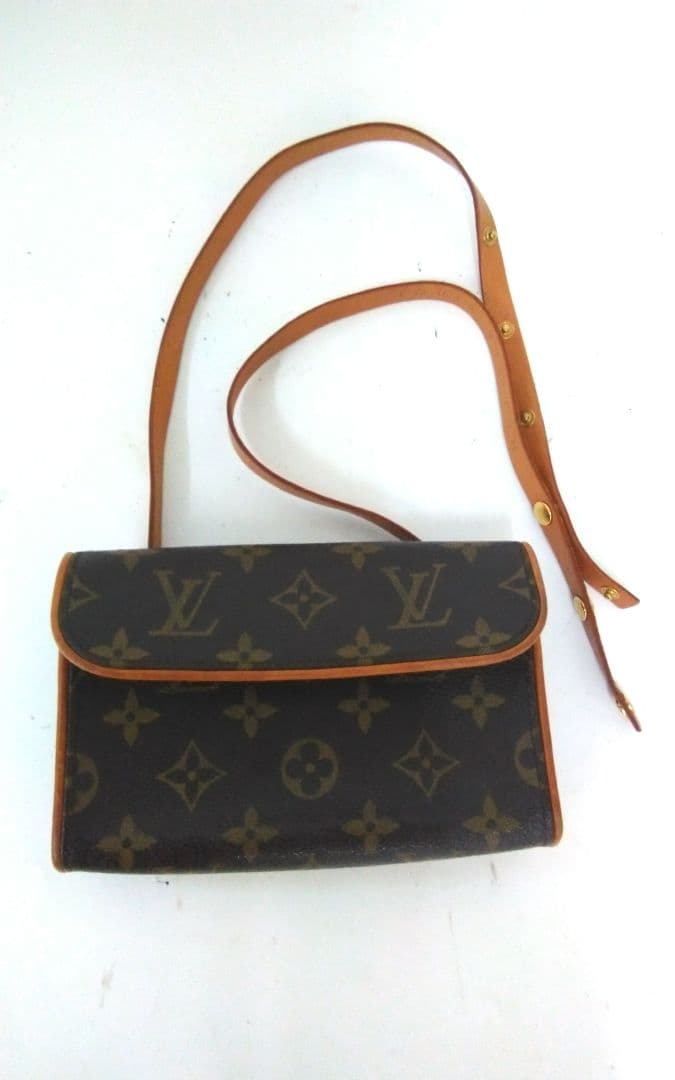 ヴィトン　ウェストポシェット