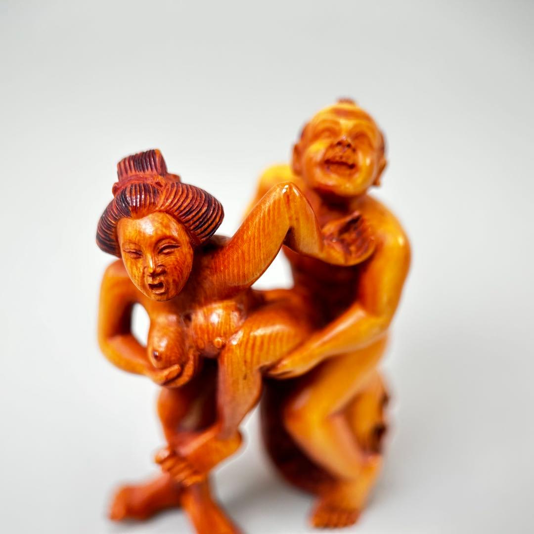 浮世絵人間の形 極上根付天然素材アンティーク骨董　飾り物　古美術　置物細密細工