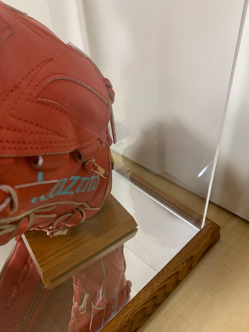 ヤクルトスワローズ 読売ジャイアンツ 田口麗斗 直筆サイン入りグローブ ケース付