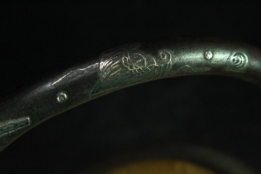 霰肌 寶尽 銀象嵌 持ち手 白玉摘 鉄瓶 祥雲堂 造 共箱(K-A228)