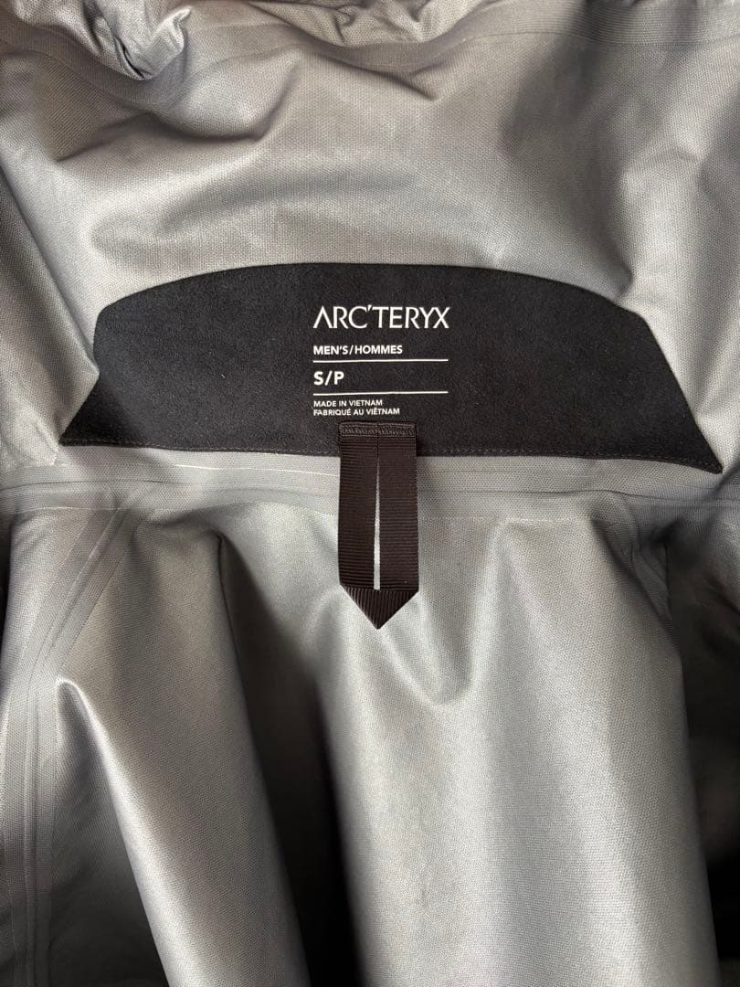 ARC’TERYX Beta Jacket ベータジャケット ブラック