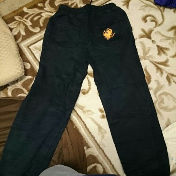 東福岡のスウェットです。