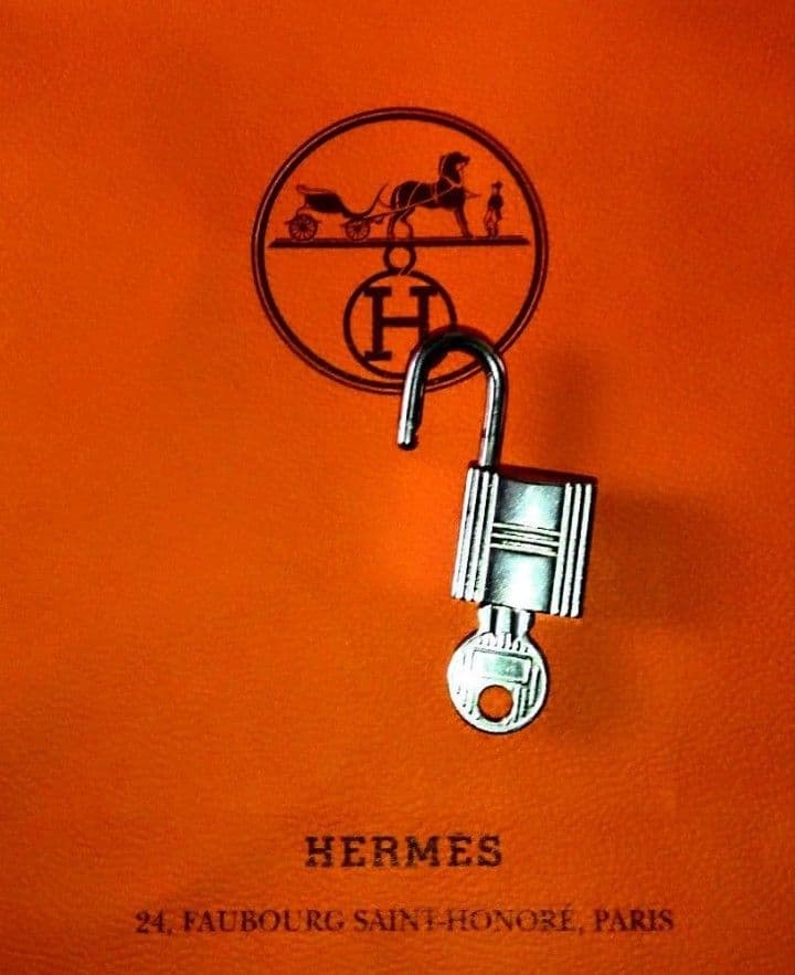 エルメスカデナ,南京錠,鍵つき 114番シルバー金具