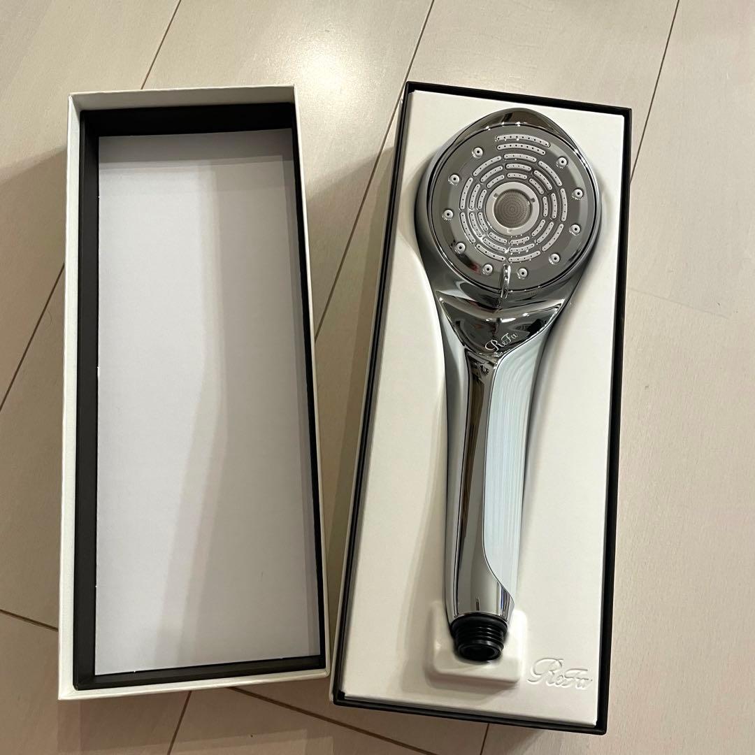 ReFa シャワーヘッド　ファインバブルU