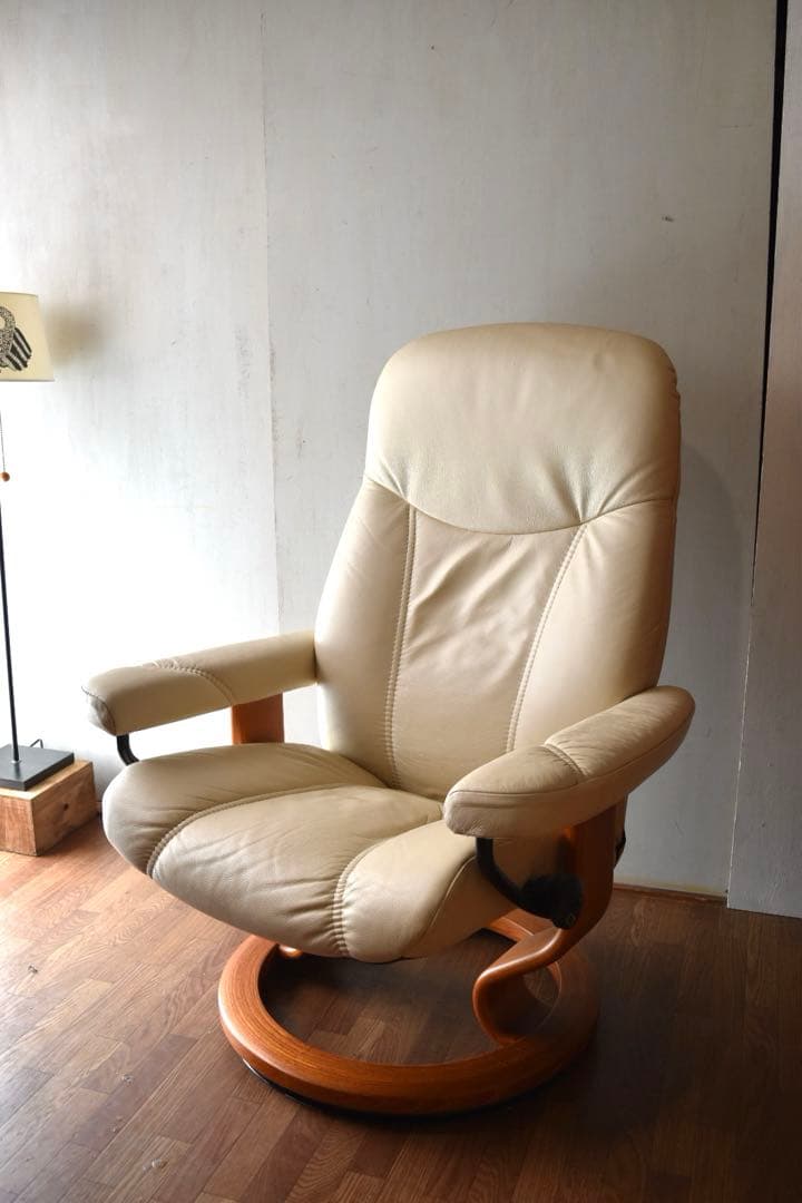 1/2 ふくちゃん EKORNES stressless consul