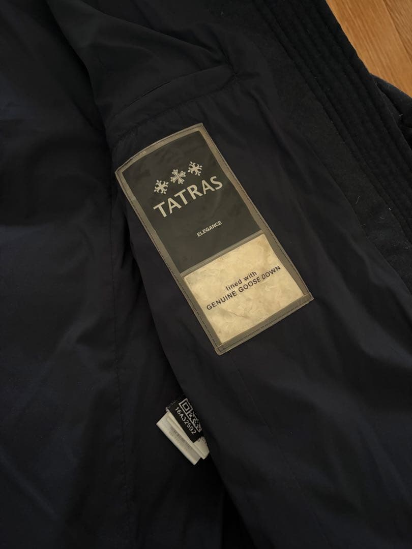 タトラス ダウンジャケット ネイビー サイズ04