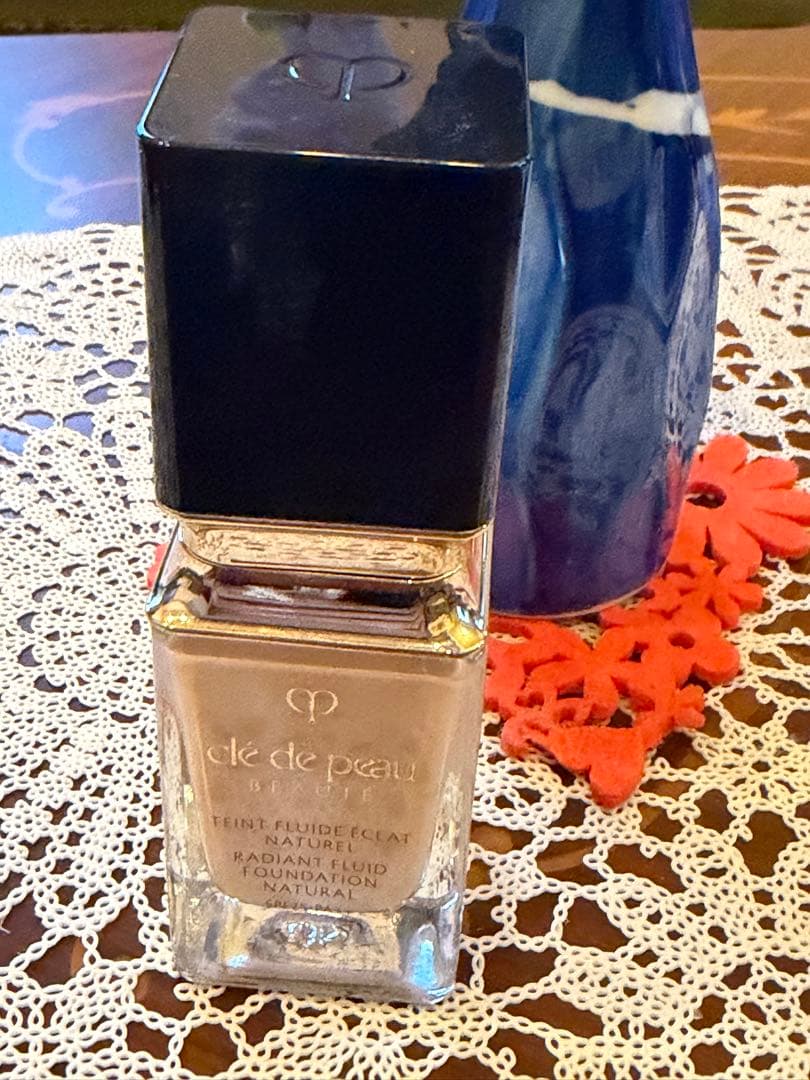 クレドポーボーテ タンフリュイドエクラ OC10 オークル10