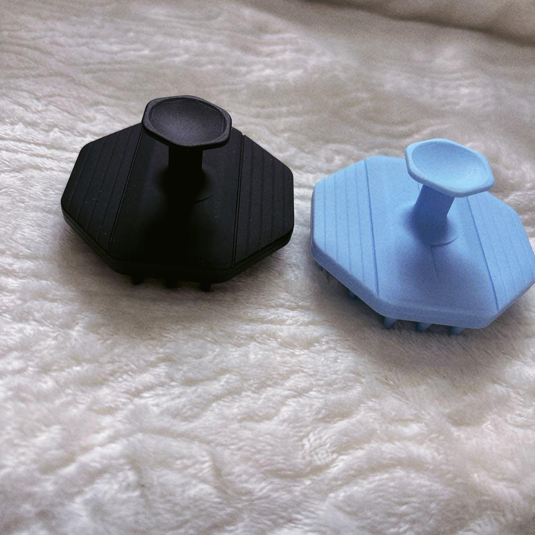 【ブラック ライトブルー】頭皮マッサージブラシ 柔らかい 2点セット 男女兼用