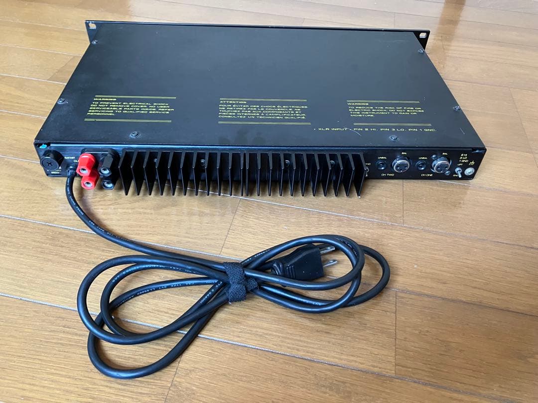 AB PROFESSIONAL SERIES 200 パワーアンプ