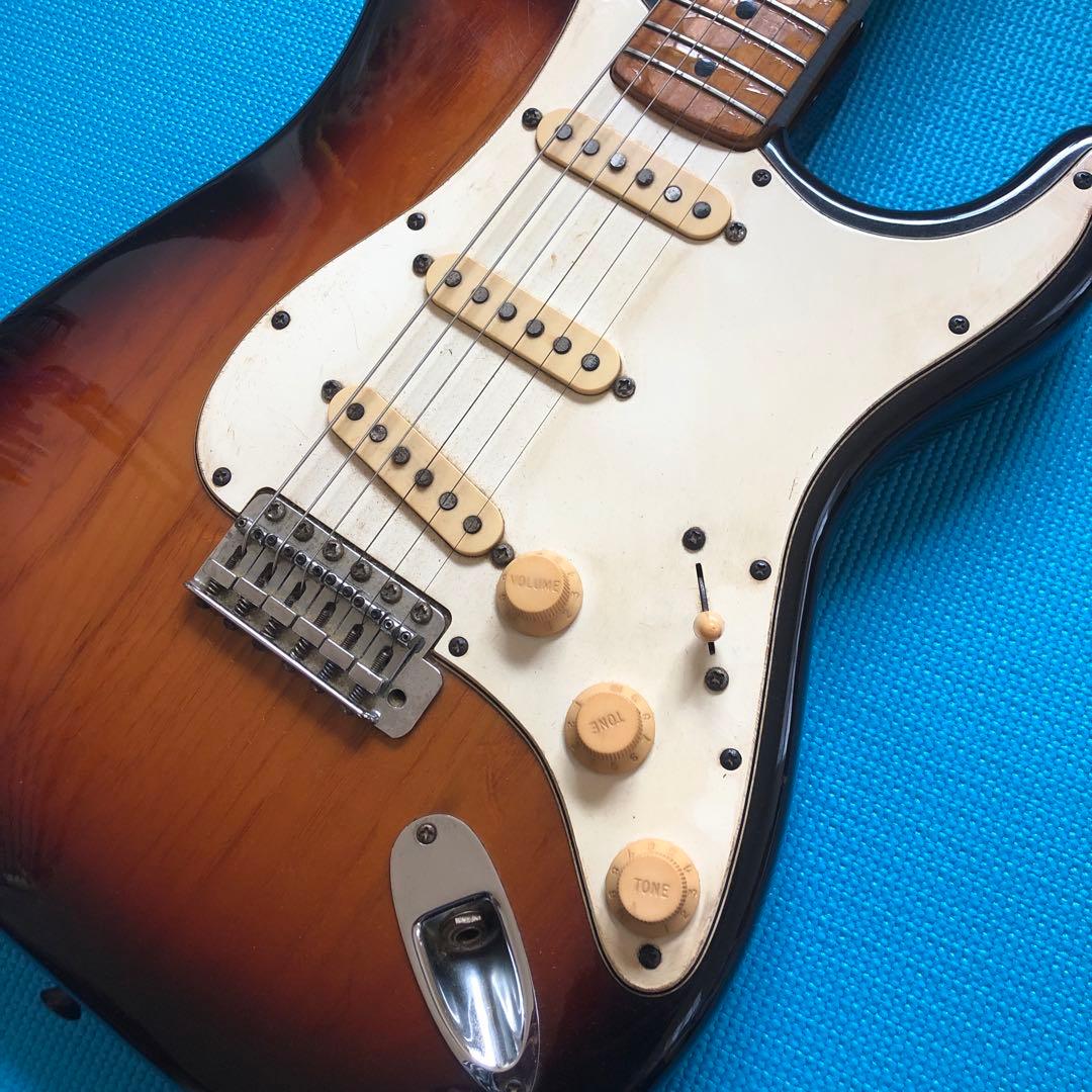 ビンテージ　Fender USA ストラト 71年〜75年　サンバース