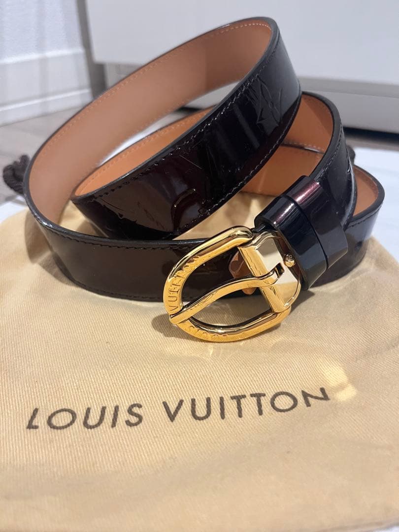 Louis Vuitton ベルト　ヴェルニ　アマラント