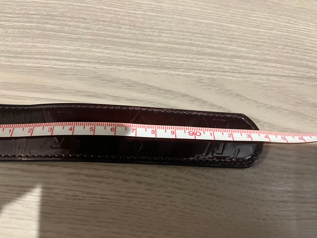 Louis Vuitton ベルト　ヴェルニ　アマラント