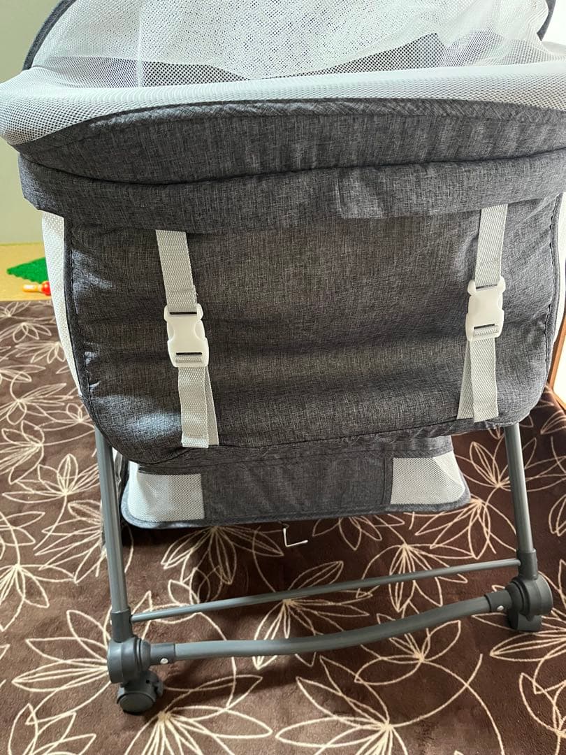 折りたたみ式メッシュベビーベッド（取説あり）