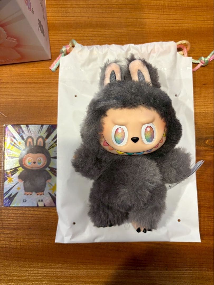 POPMARTラブブ　シークレット