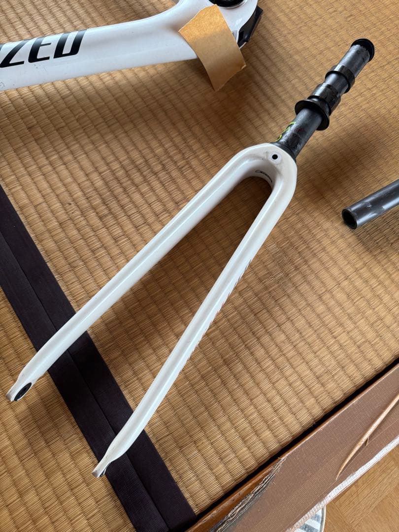 スペシャライズド　2019ターマック　メン　コンプ　フレーム49