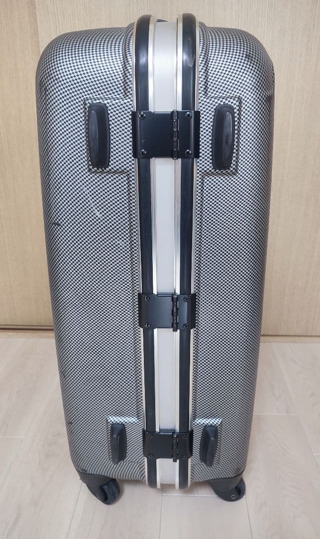 【54cm ×75cm】ACTUS 大型で頑丈なキャリーケース