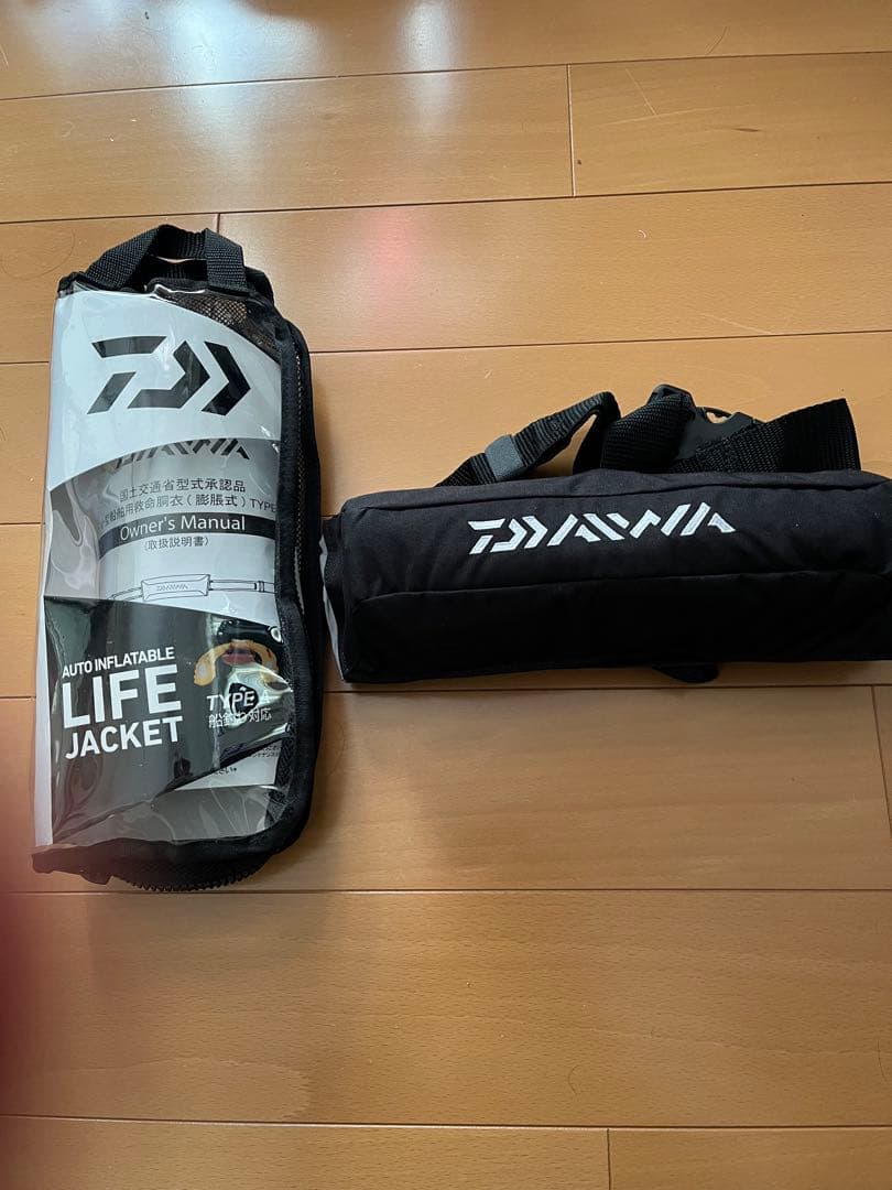 Daiwa DF-2220 自動膨張式ライフジャケット　桜マーク　タイプA