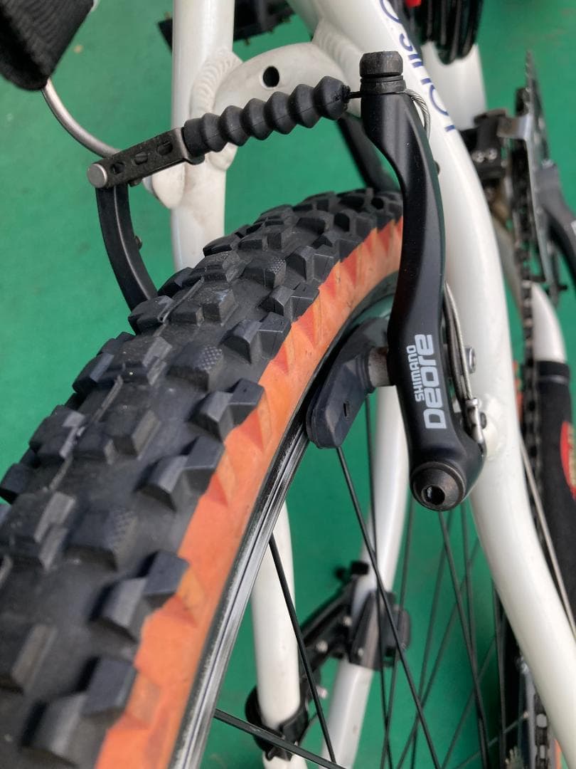 ルイガノLOUISGARNEAU BART MTB 400サイズ　ホワイト
