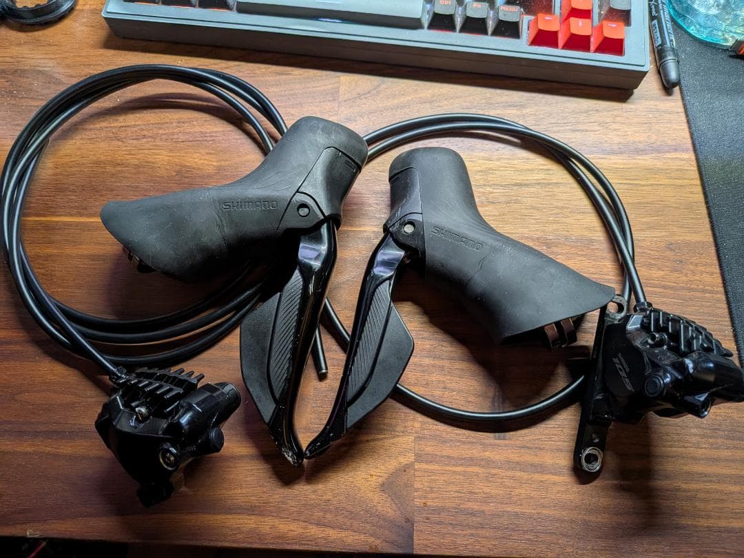 シマノ 105 di2 ST-R7170 BR-R7170　油圧ブレーキ　STI
