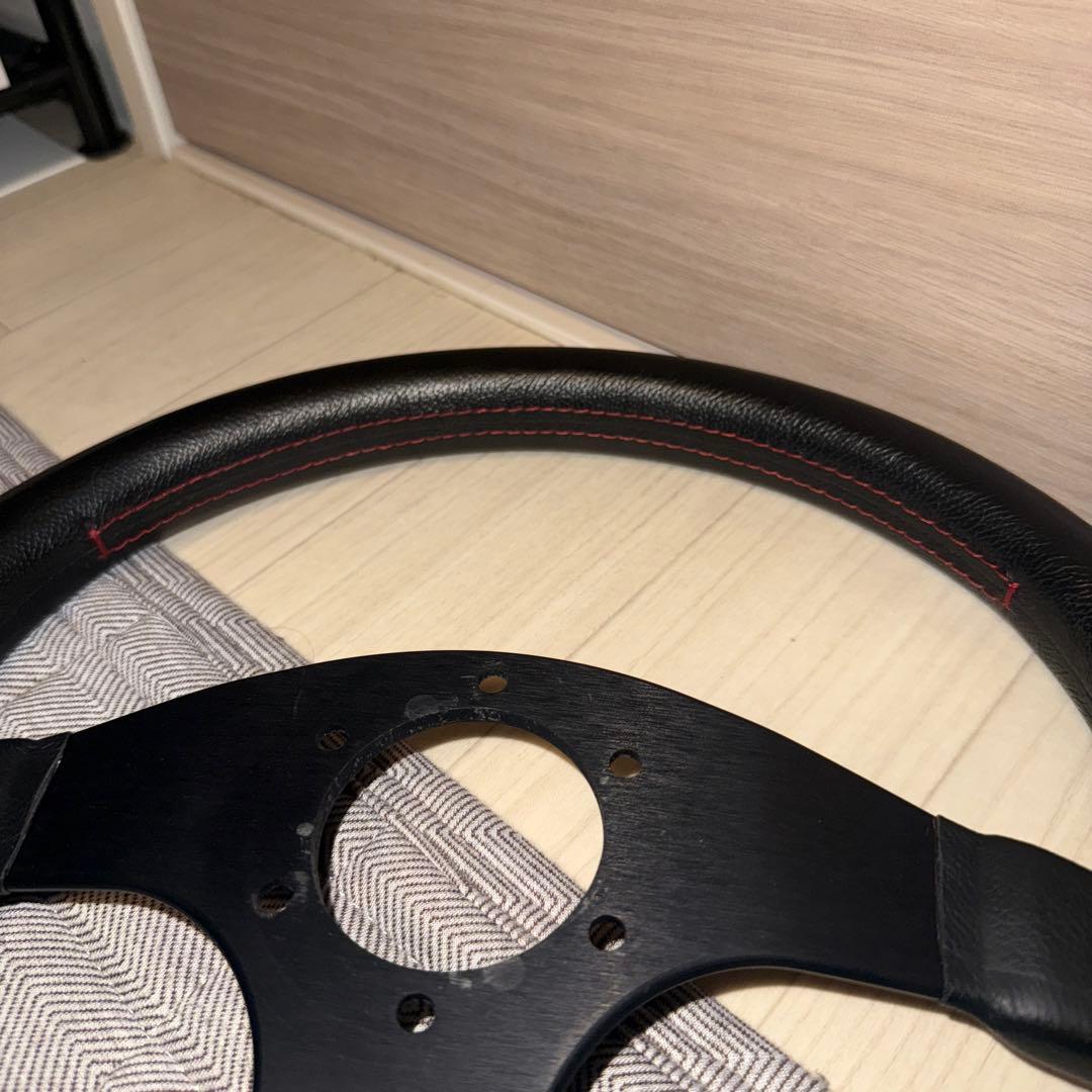 momo Tuner ステアリング