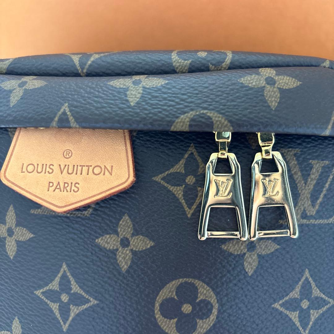 ルイヴィトン　モノグラム　バムバッグ　ボディバッグ　ウエストポーチ