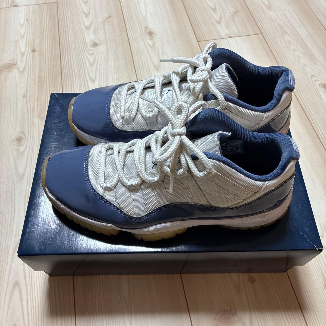 Nike Air Jordan 11 Low ネイビー/ホワイト　27㎝
