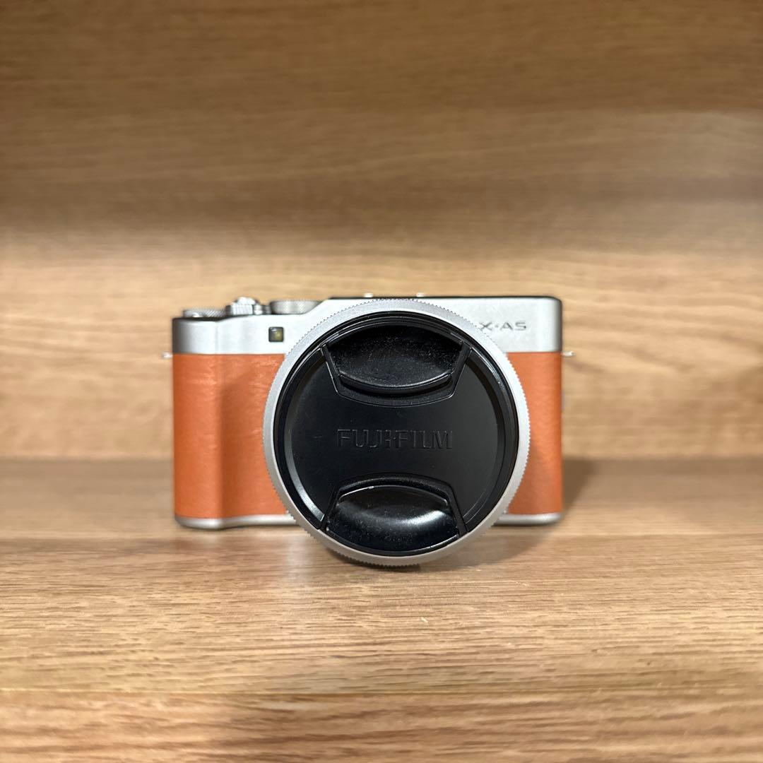 Fujifilm X-A5 シルバー/ブラウン