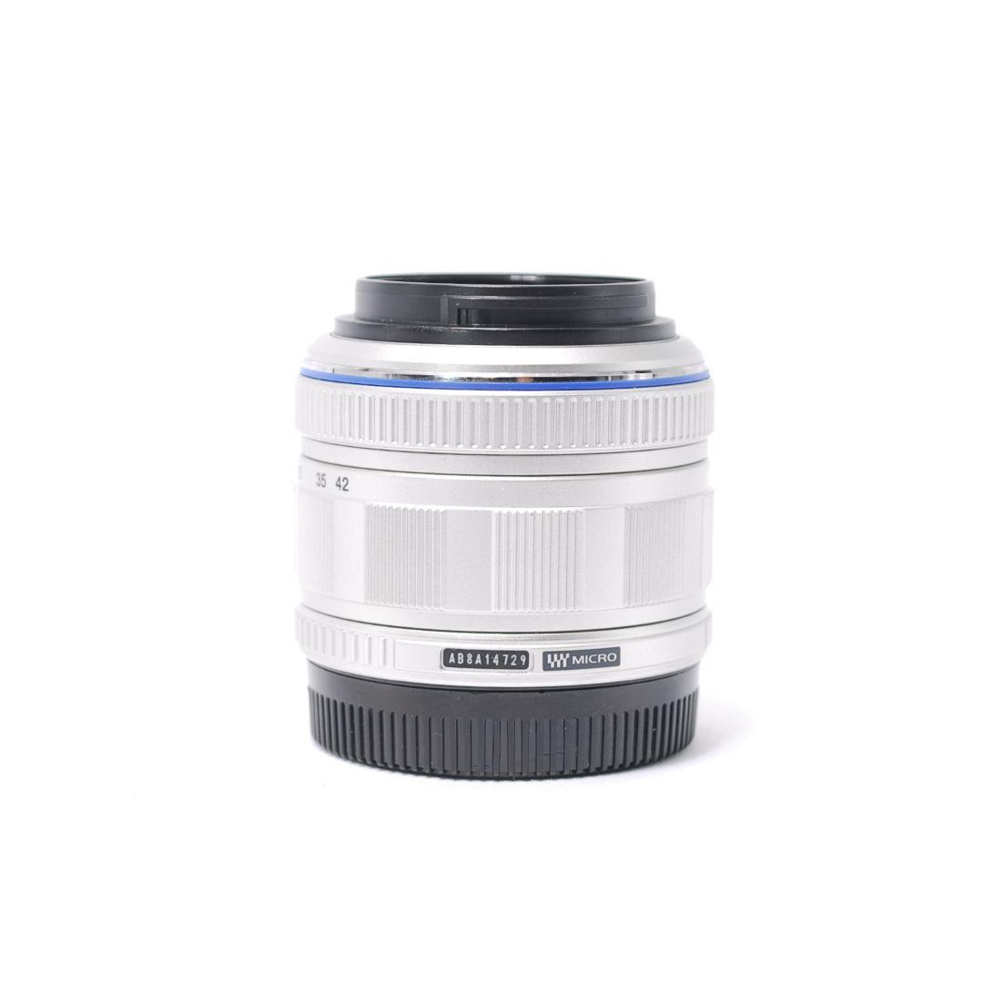 ❤即購入1000円OFF❤お得な実用品❤ Olympus PEN E-PL2