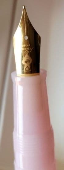 mizutamaさん 万年筆　NE6 春風、花びより 値下げしました