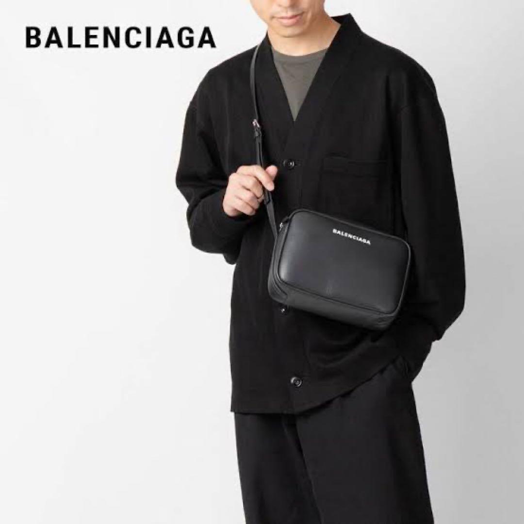美品 定価15万円 BALENCIAGA Everyday カメラバッグ