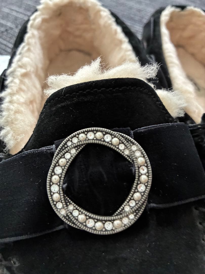 UGG ダコタ ブラック モカシン