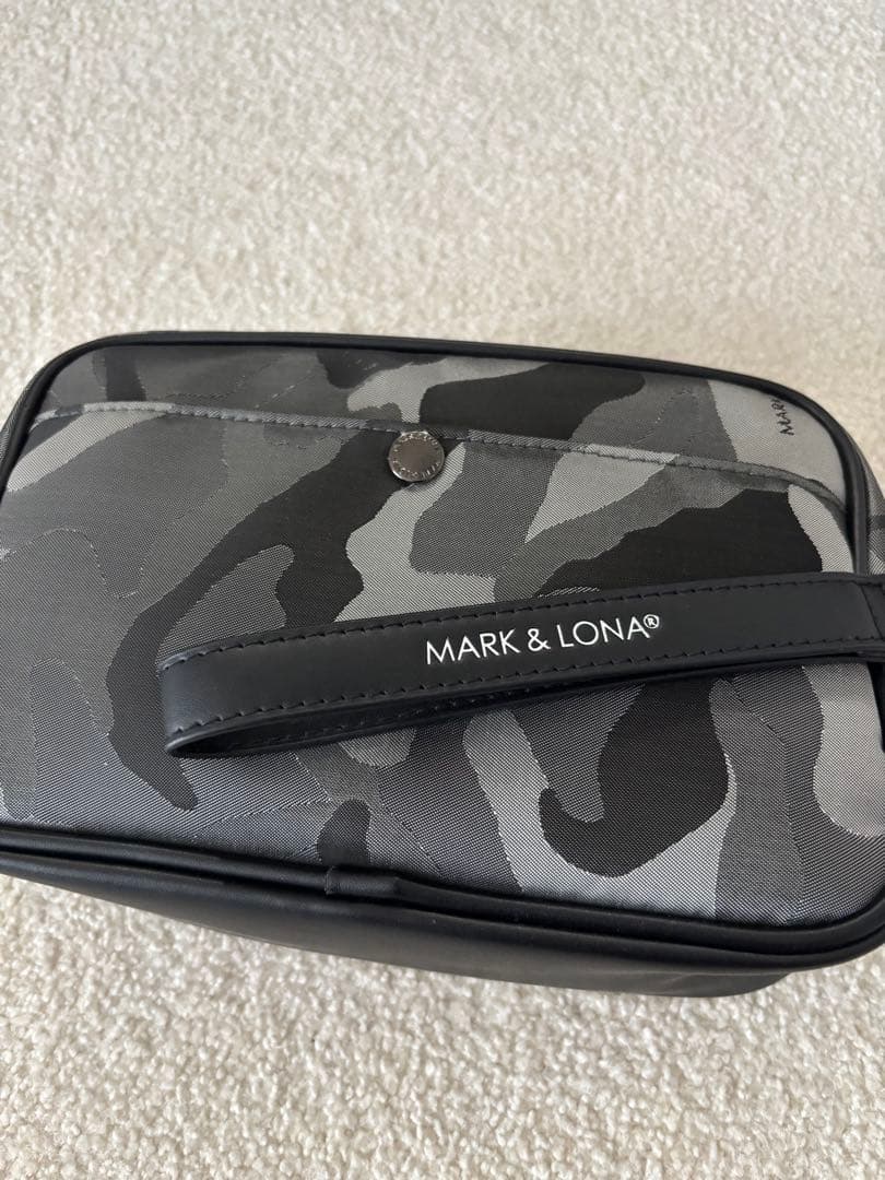 MARK & LONA マークアンドロナ　カート バッグ　クラッチ バック