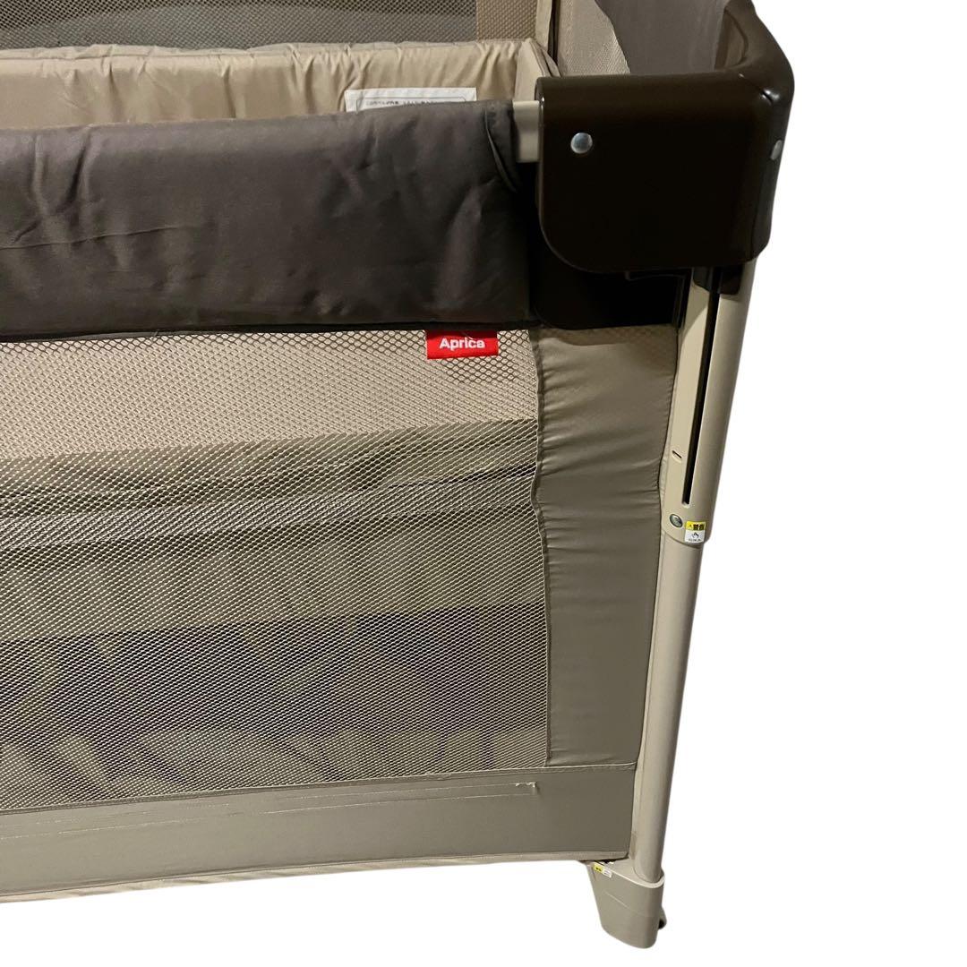【美品】Aprica ココネルエアー ベビーベッド 折り畳み ベッド