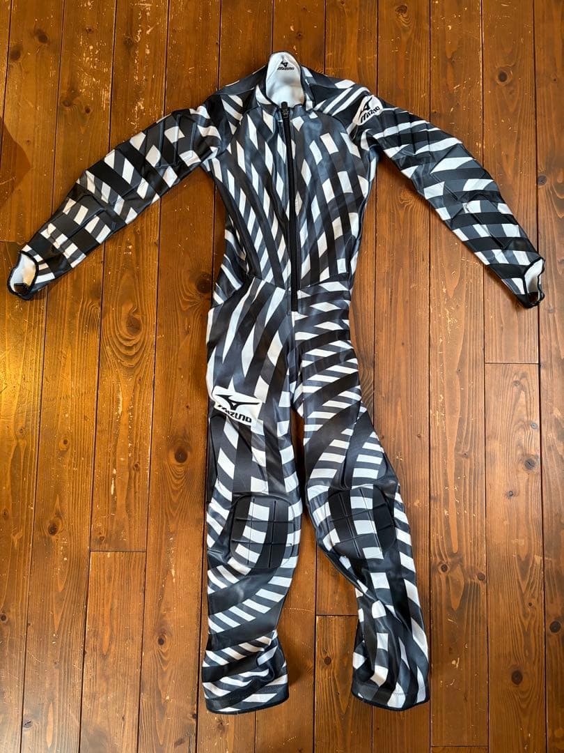 MIZUNO ミズノ　アルペンスキーレーシングスーツ　ロゴ　競技スキー　パット
