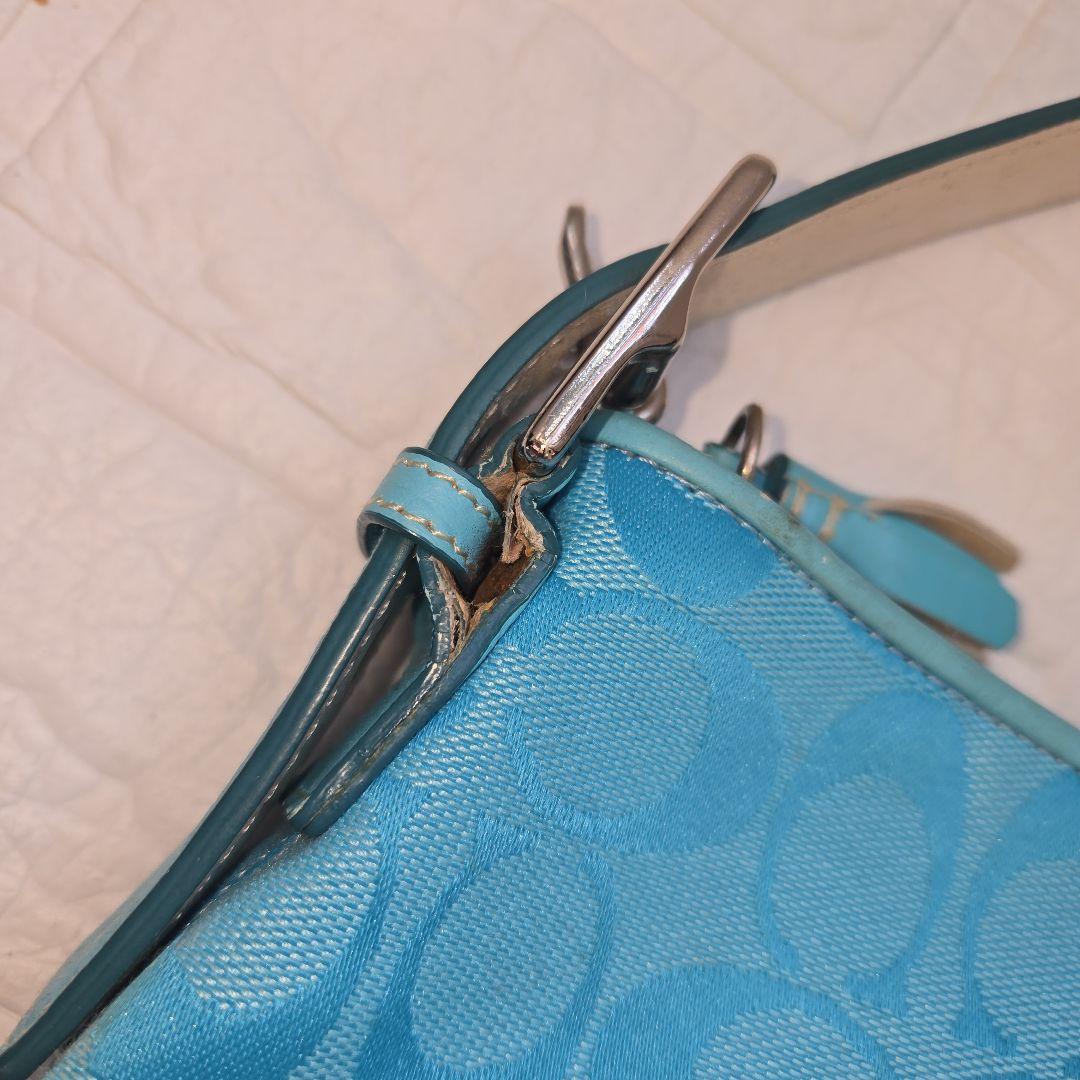 P*?様 COACH アクセサリーポーチ　ハンドバッグ　シグネチャー　キャンバス