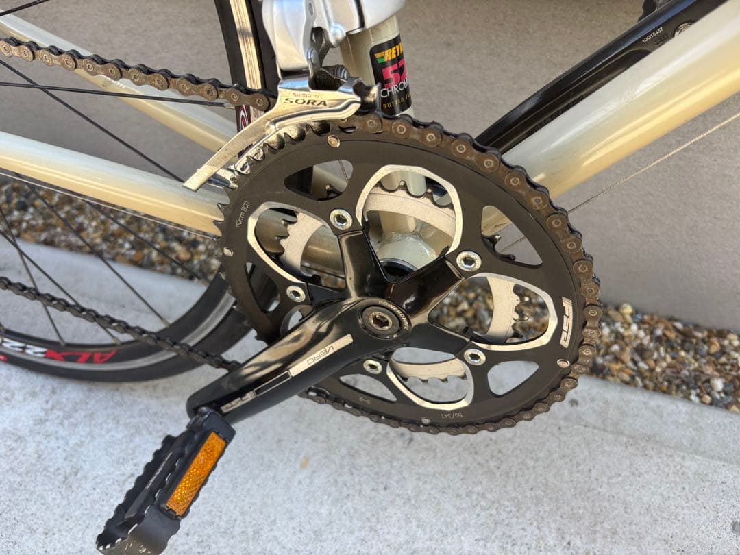 BH DESEO(デセオ）100周年記念モデル　クロモリロード