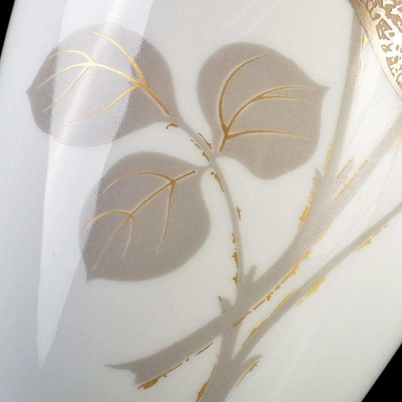 大倉陶園　OKURA　金蝕薔薇文　花瓶　N　6265