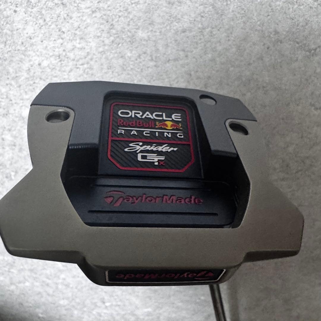 SPIDER GTX ORACLE RACING Red Bull 34インチ