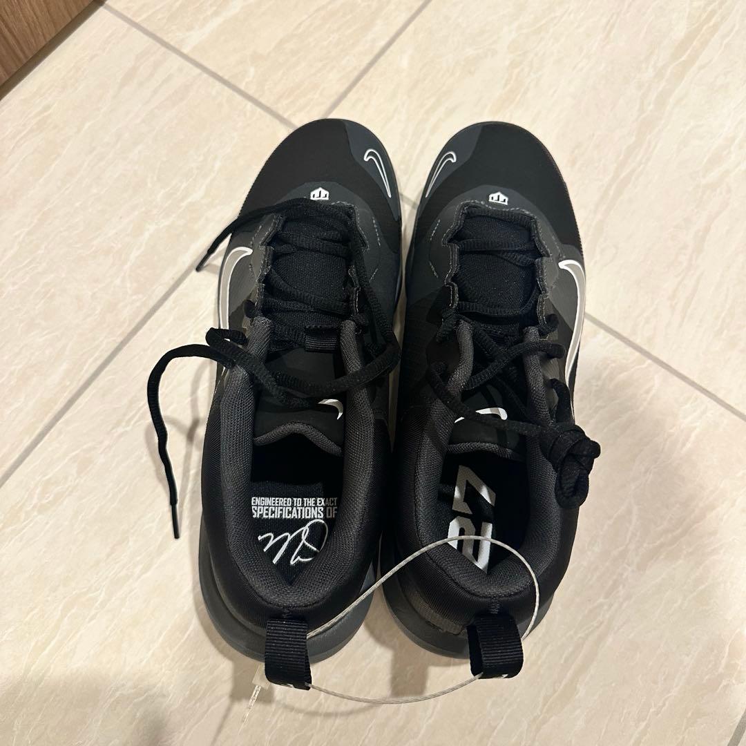新品　Nike スパイクシューズ 27cm