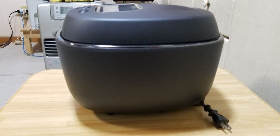 ☆2021年製☆タイガー土鍋可変圧力IH炊飯器 ご泡火炊き 液晶タッチパネル