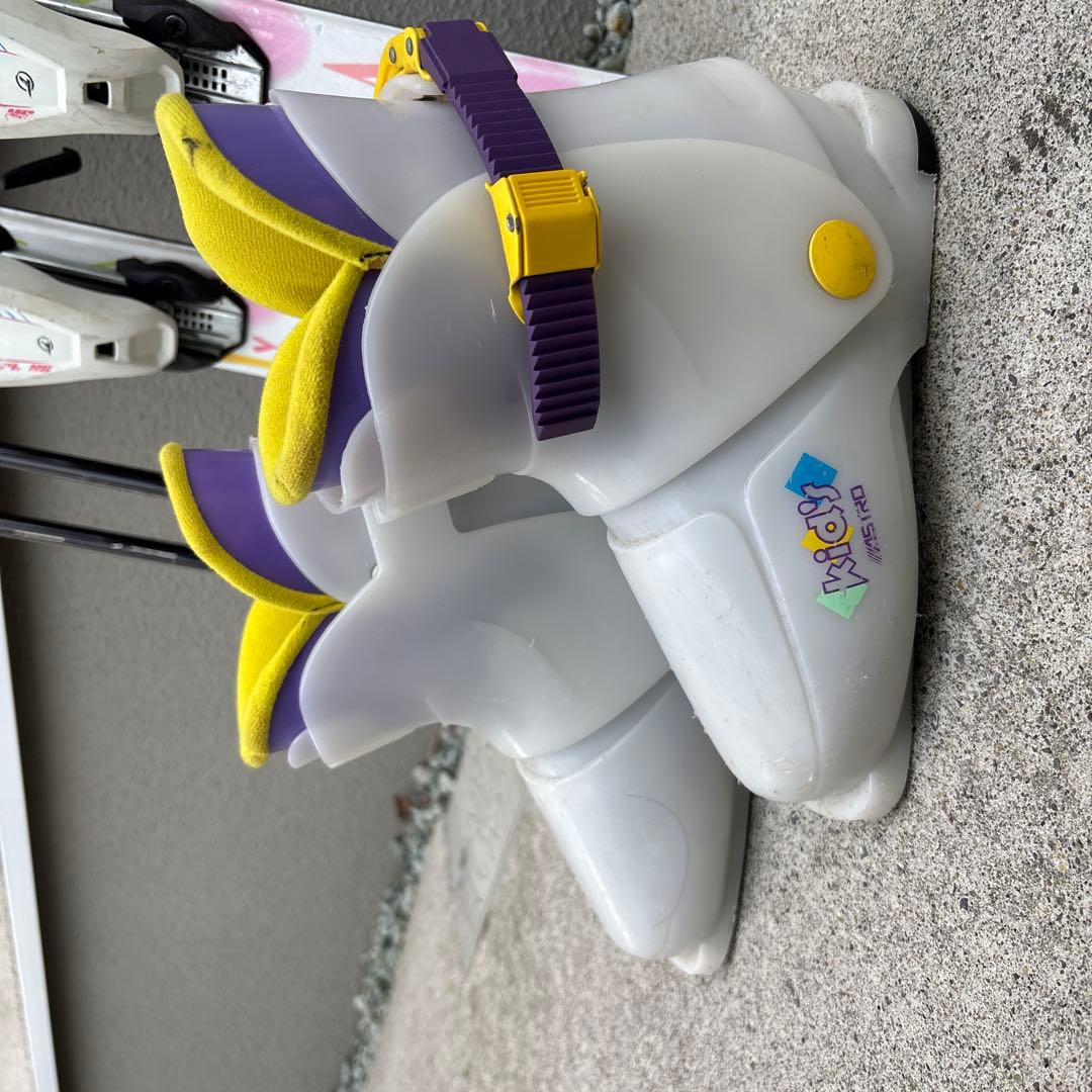 スキー板・スーキー靴・ストック（３点セット）