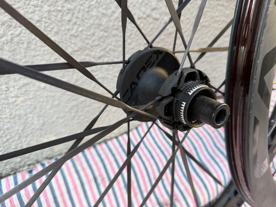 CADEX 50 Ultra Disc tubeless 付属品あり