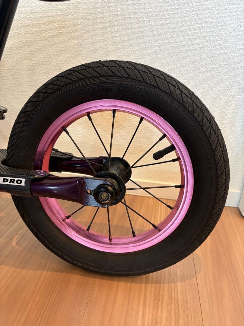 axa！STRIDER PRO ランバイク　カスタム済み