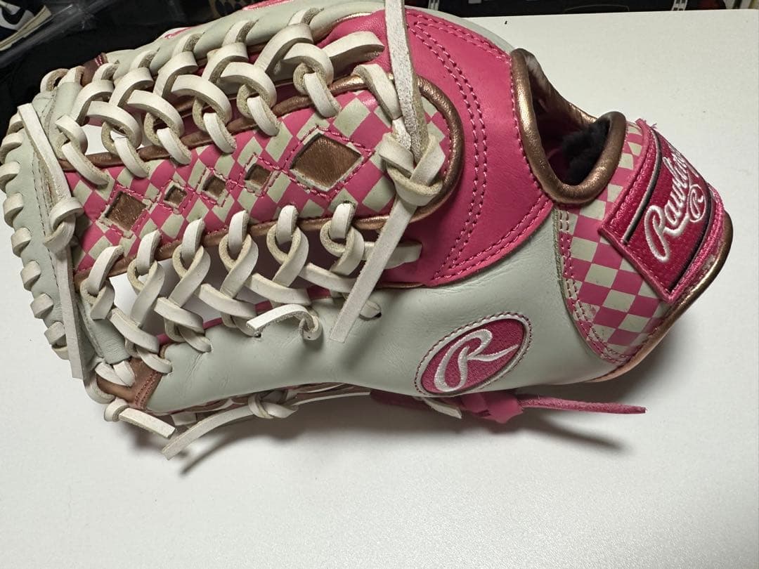 ローリングス　HOH 外野用グローブ　ピンク