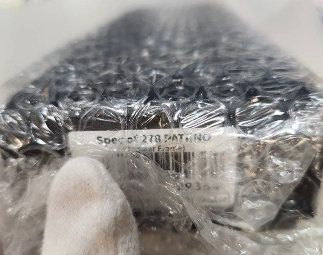 マニフォールド パッチーノ 278 silver hologram