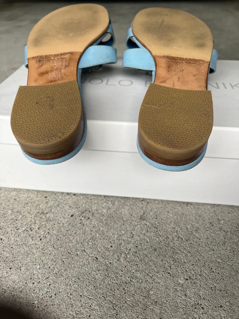 p*y様 マノロブラニク　37 サンダル