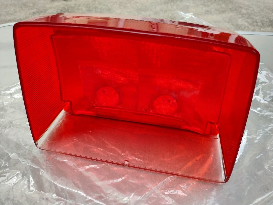 【激レア】【純正未使用】カワサキ KZ1300用テールレンズ